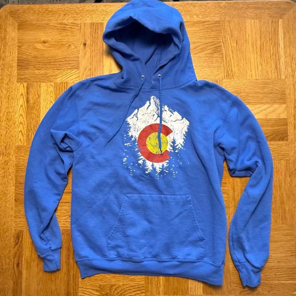 Colorado flag mountains blue hanes